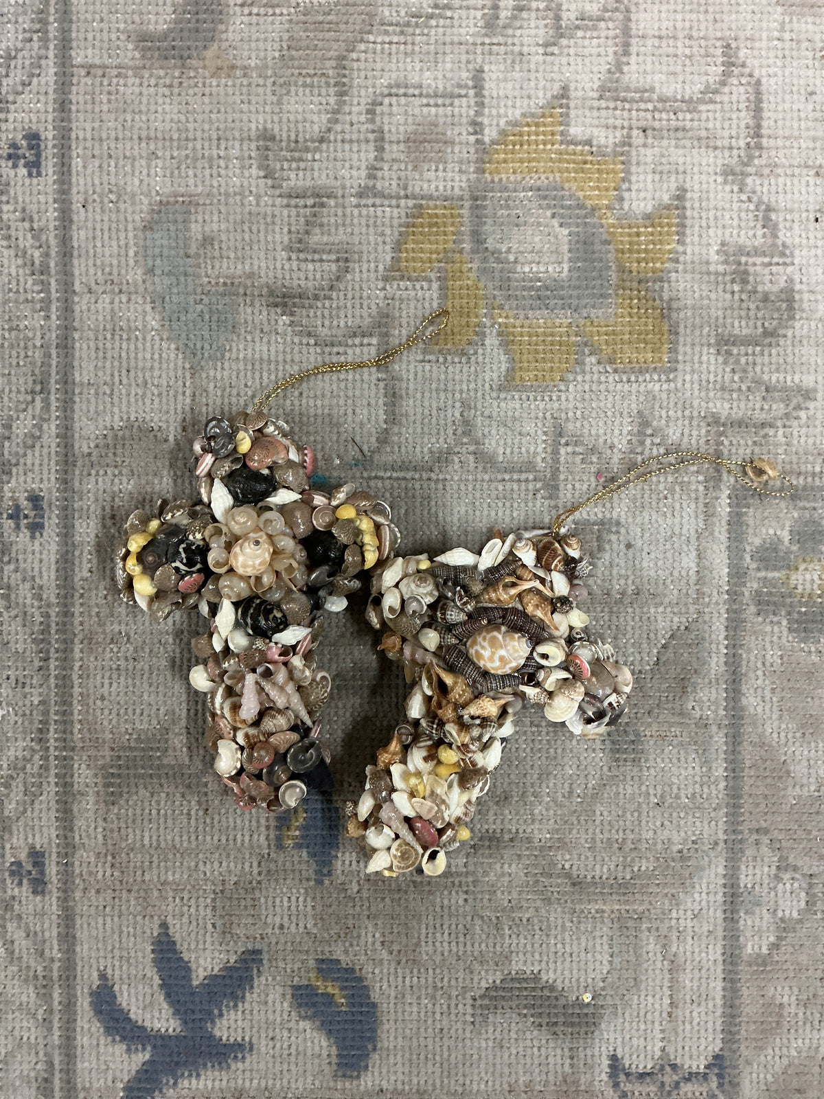 Small Shell Cross