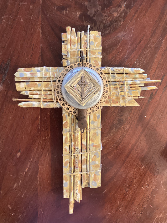 Provie Musso Gold Paintbrush & Sticks cross