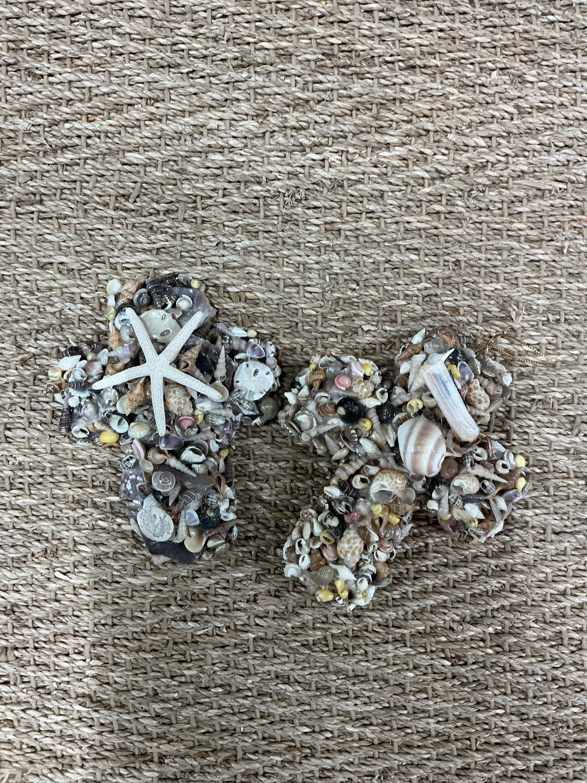 Medium Shell Cross