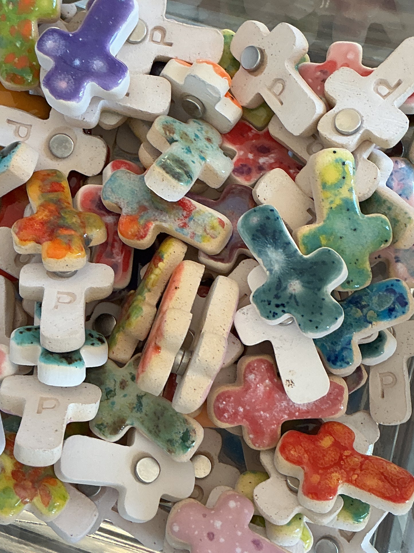 Cross Magnet